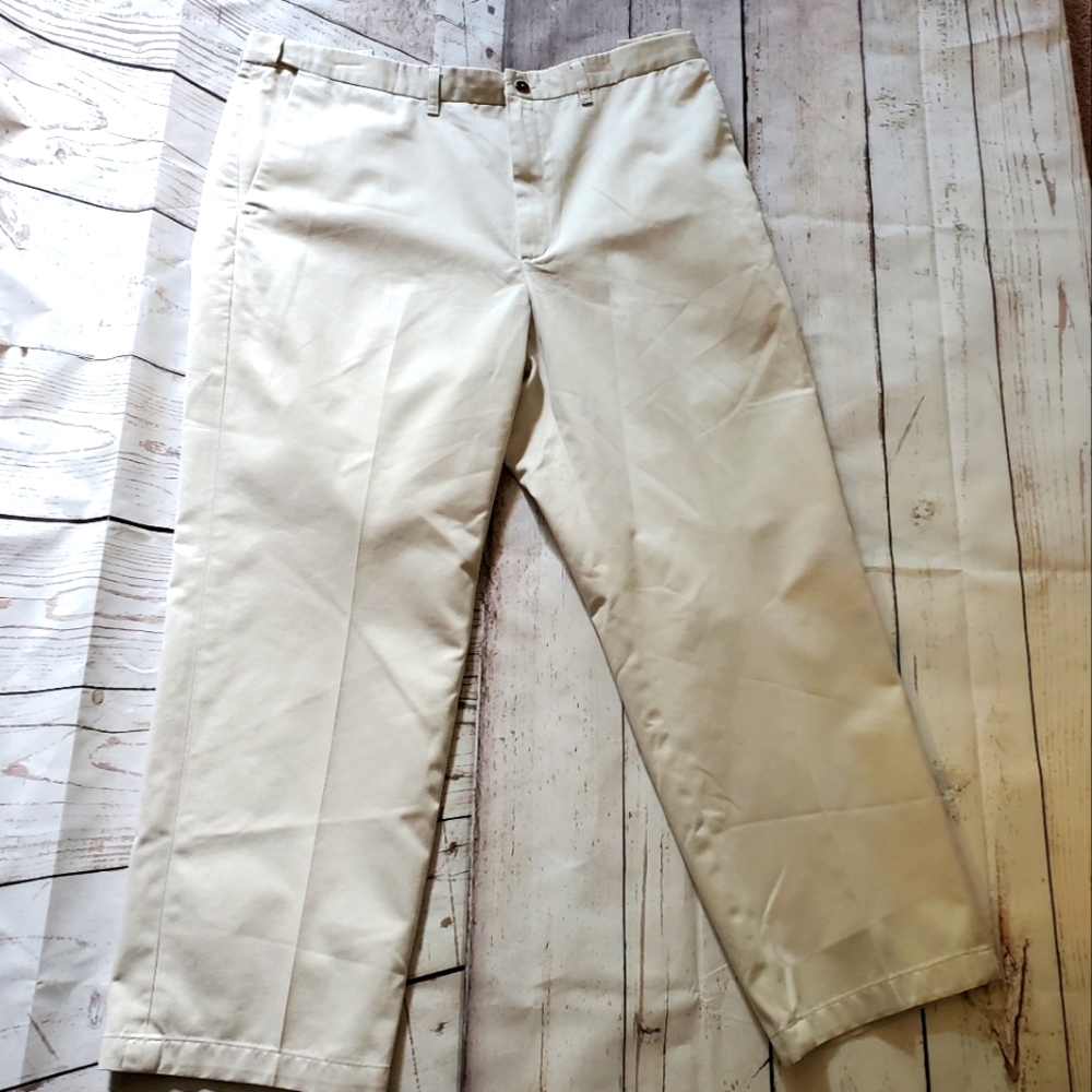 Haggar men's 100% cotton khakis 38X28
